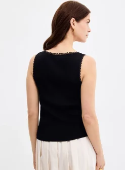Buttons and lace ribbed cami