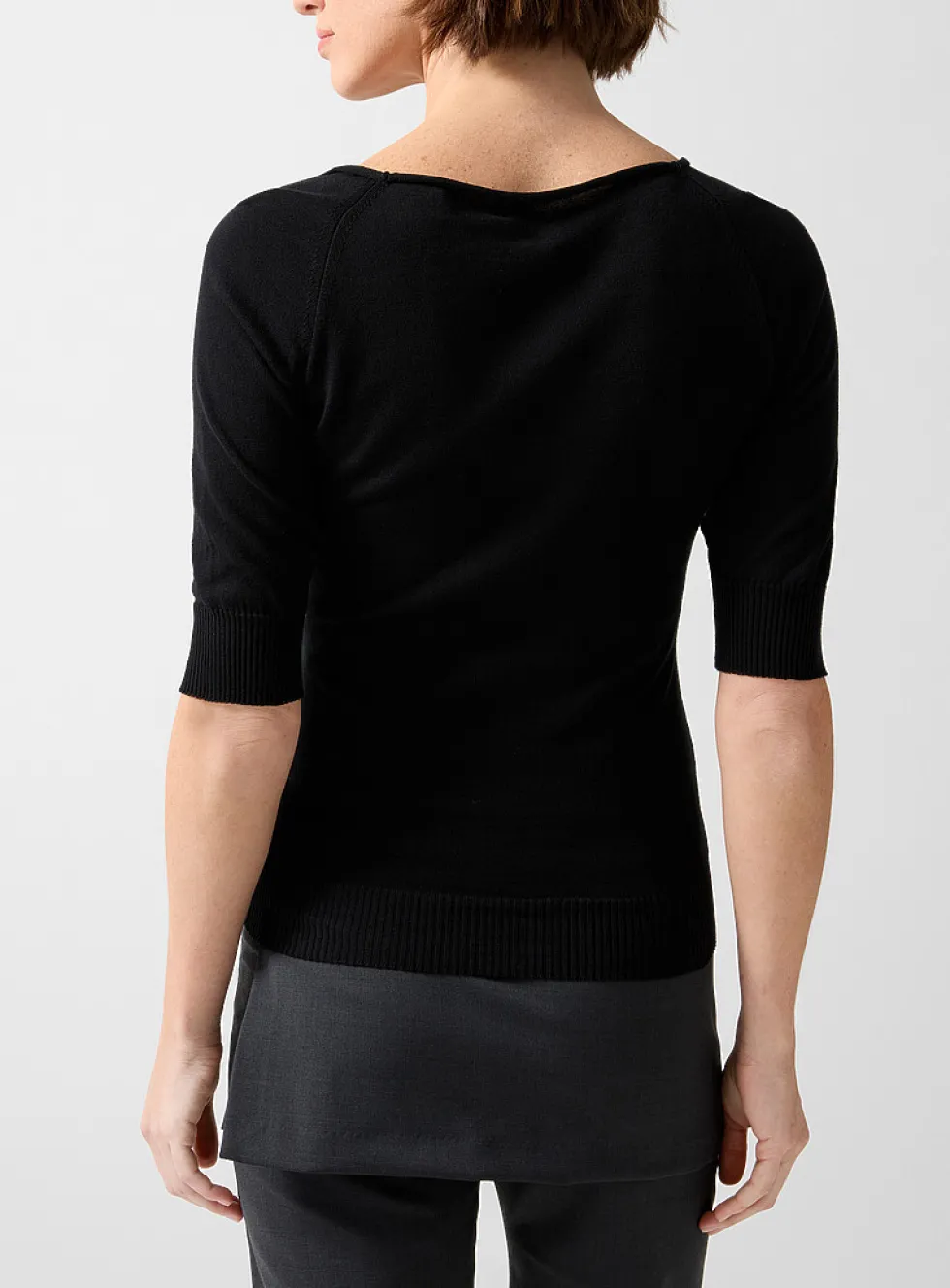 Cain pendant sweater