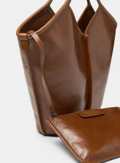Calella brown leather shoulder bag
