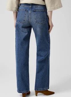 Calvin straight-leg jean