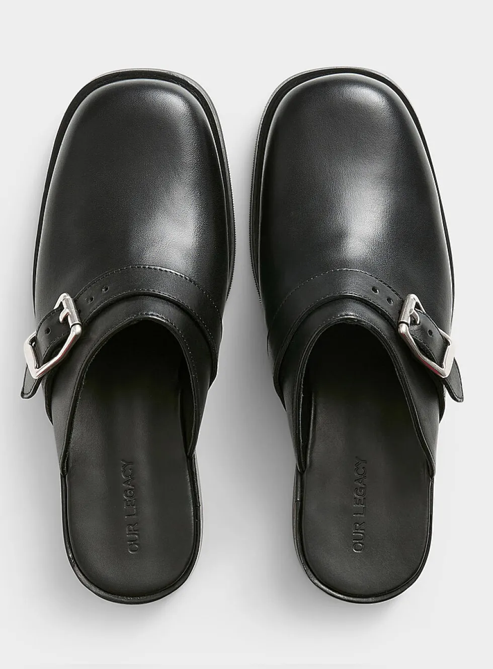 Camion black leather mule