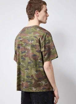 Camouflage pattern T-shirt