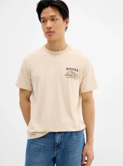 Canadian icon T-shirt