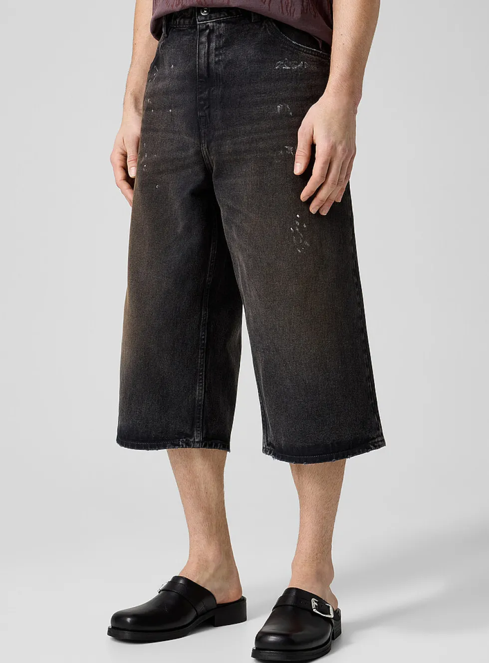 Capri paint splatters jean Bermuda short