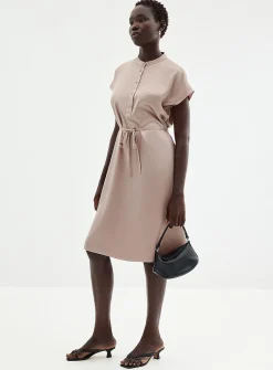 Cap-sleeve officer-collar satiny dress