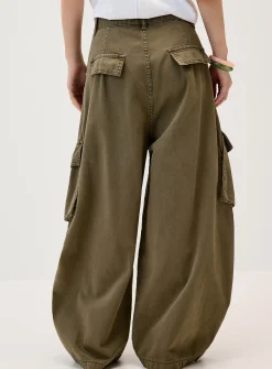 Cargo barrel-leg pant