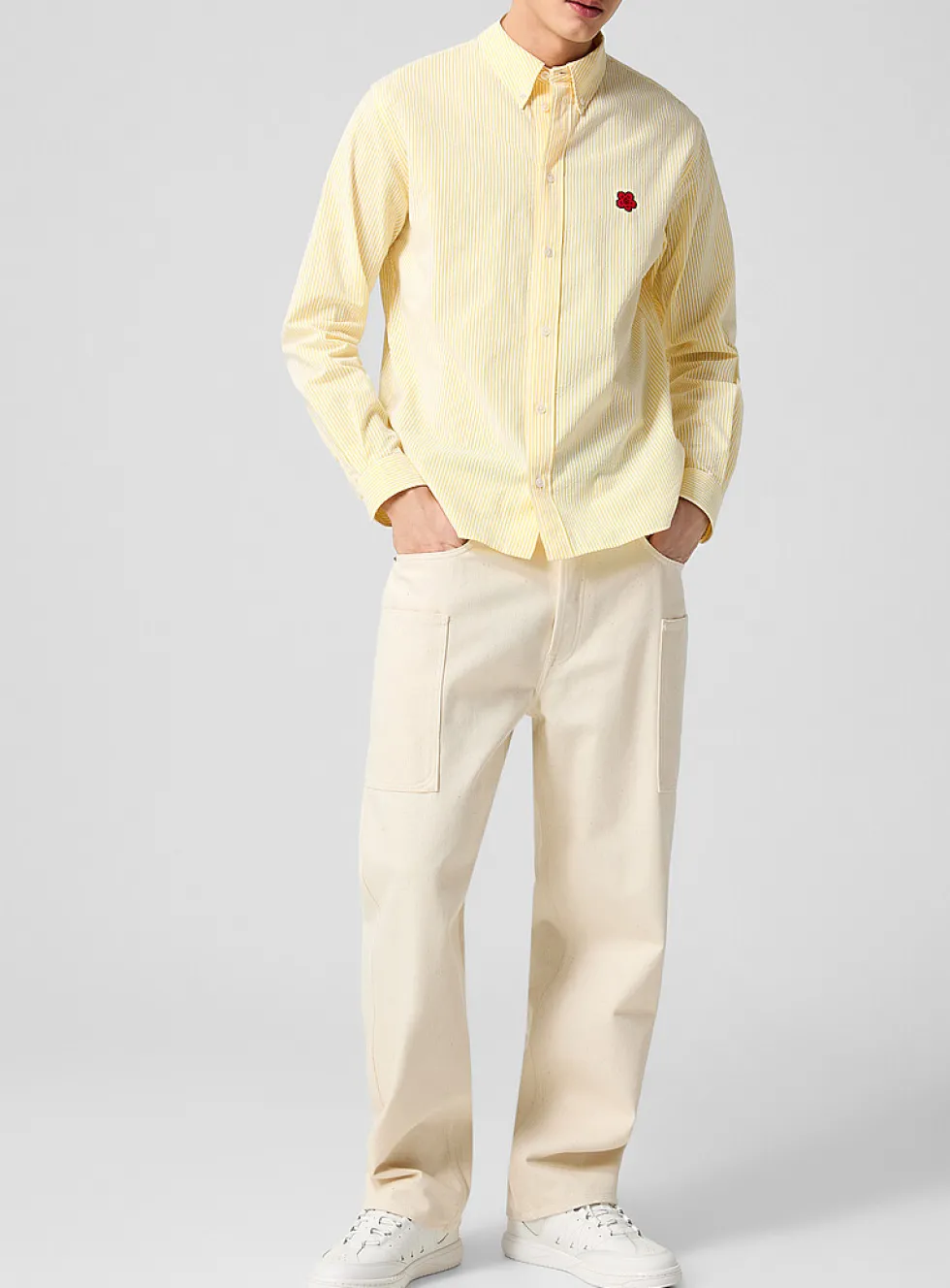 Cargo pockets cream-coloured jean