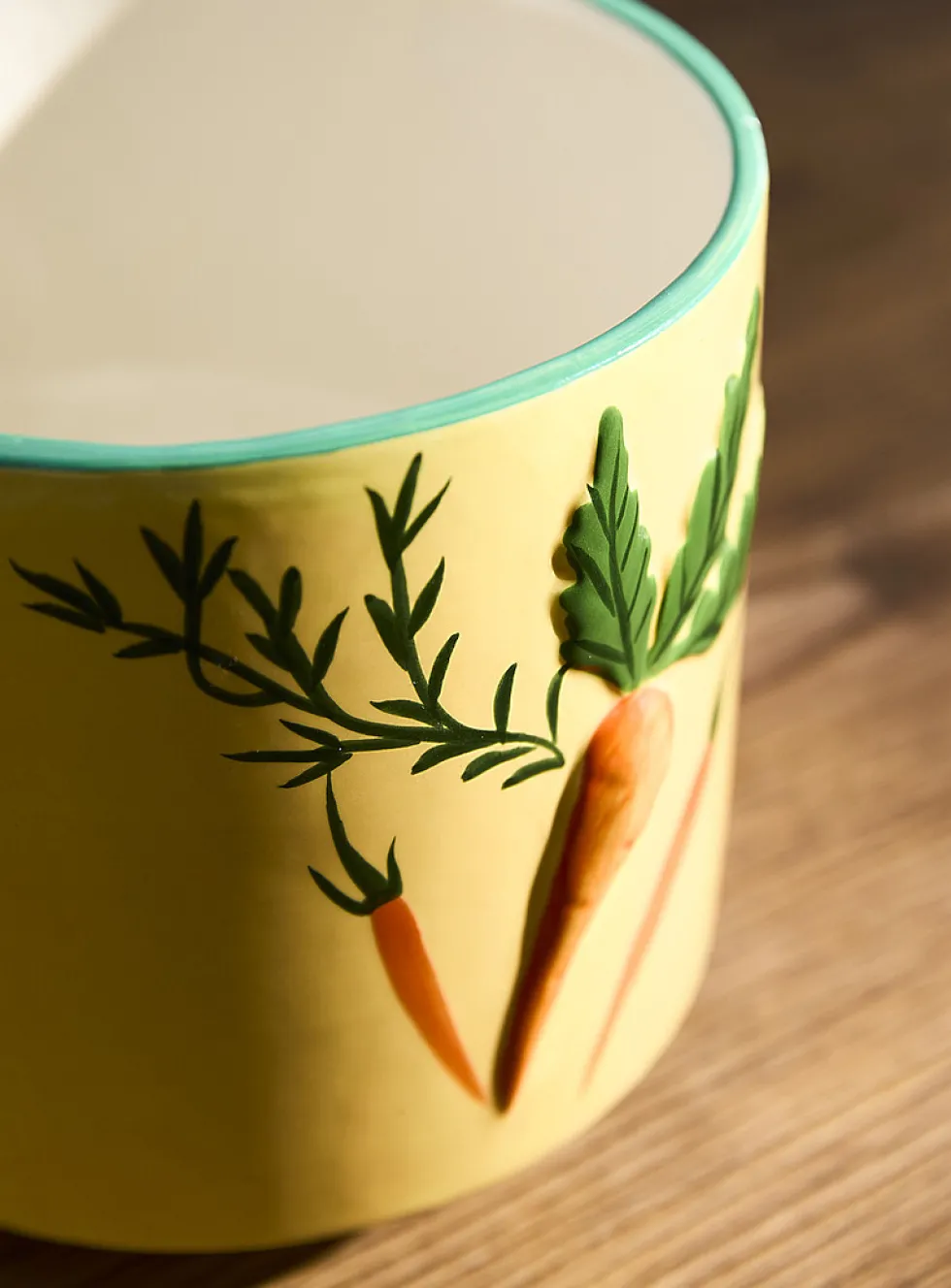 Carrots yellow planter