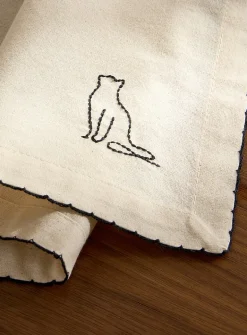 Cats embroidered napkin