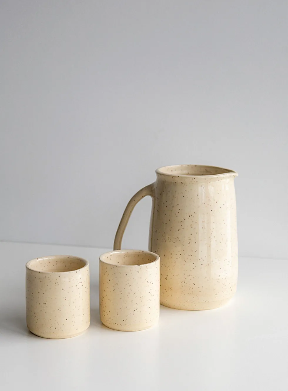 Ceramic pitcher and tumbler set
