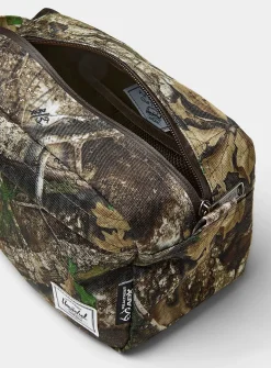 Chapter Realtree® travel case