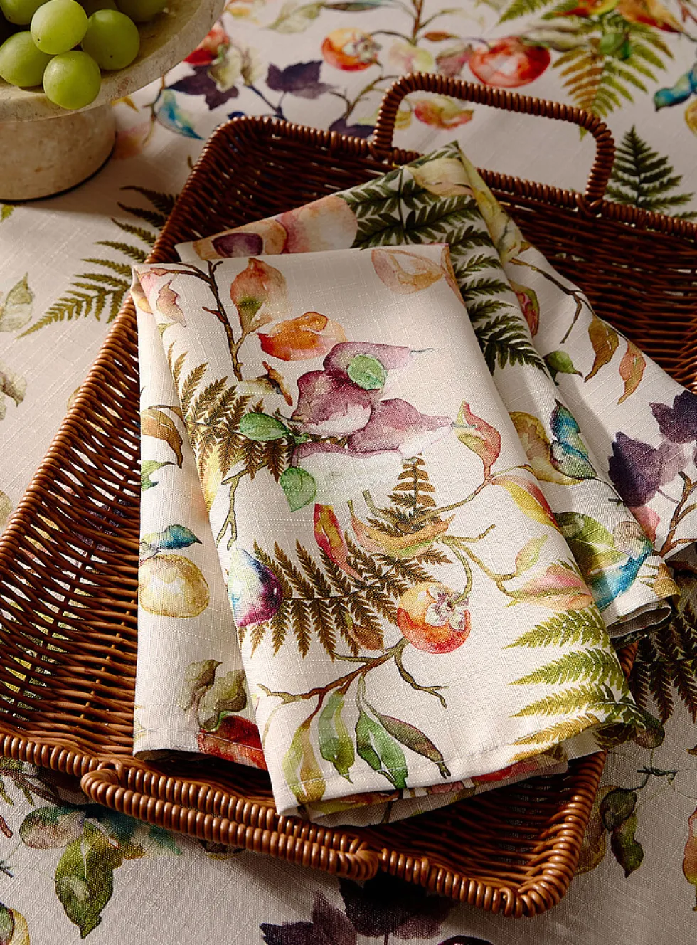 Charming orchard napkins