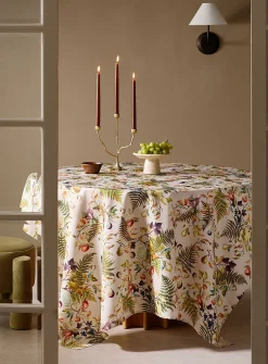 Charming orchard tablecloth