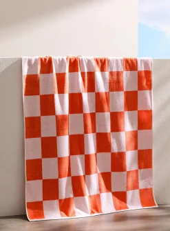 Checkered organic cotton beach towel