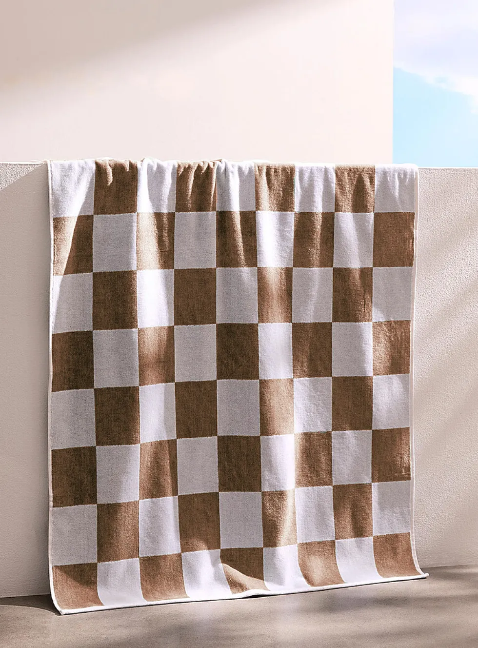 Checkered organic cotton beach towel
