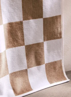 Checkered organic cotton beach towel