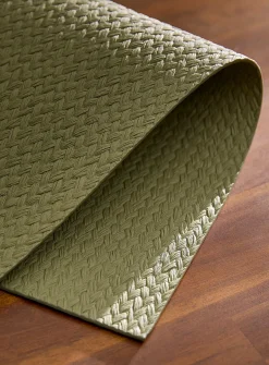 Chevron effect placemat