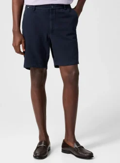 Chevron pattern stretch short