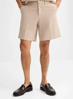 Chic short