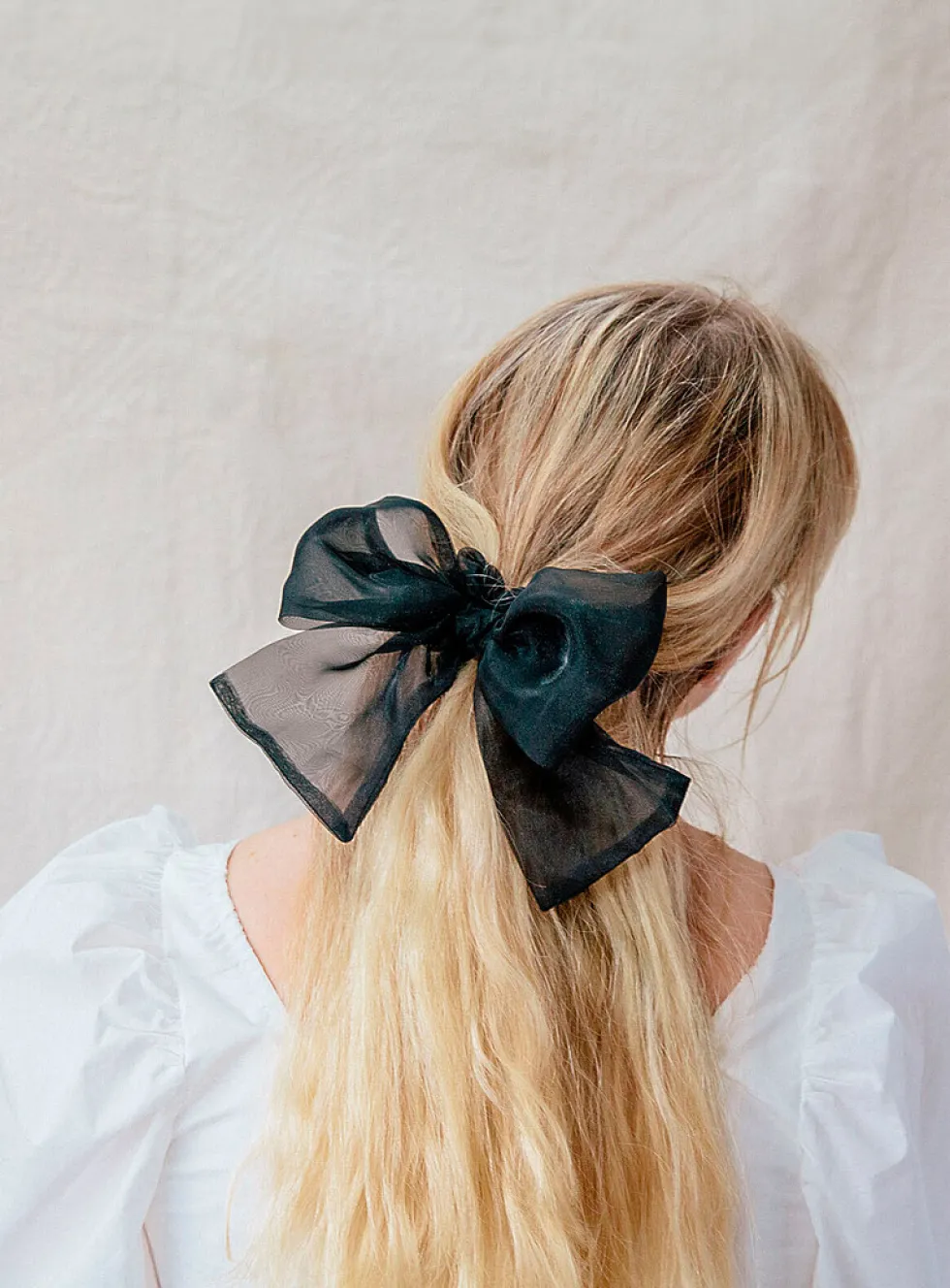 Chubby bow scrunchie