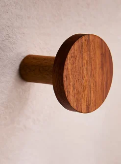 Circular acacia wood wall-mounted hooks