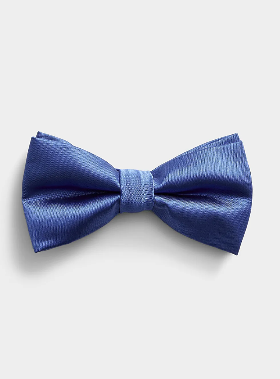Classic bow tie