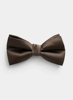 Classic bow tie