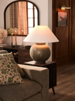 Classic olive ceramic base lamp