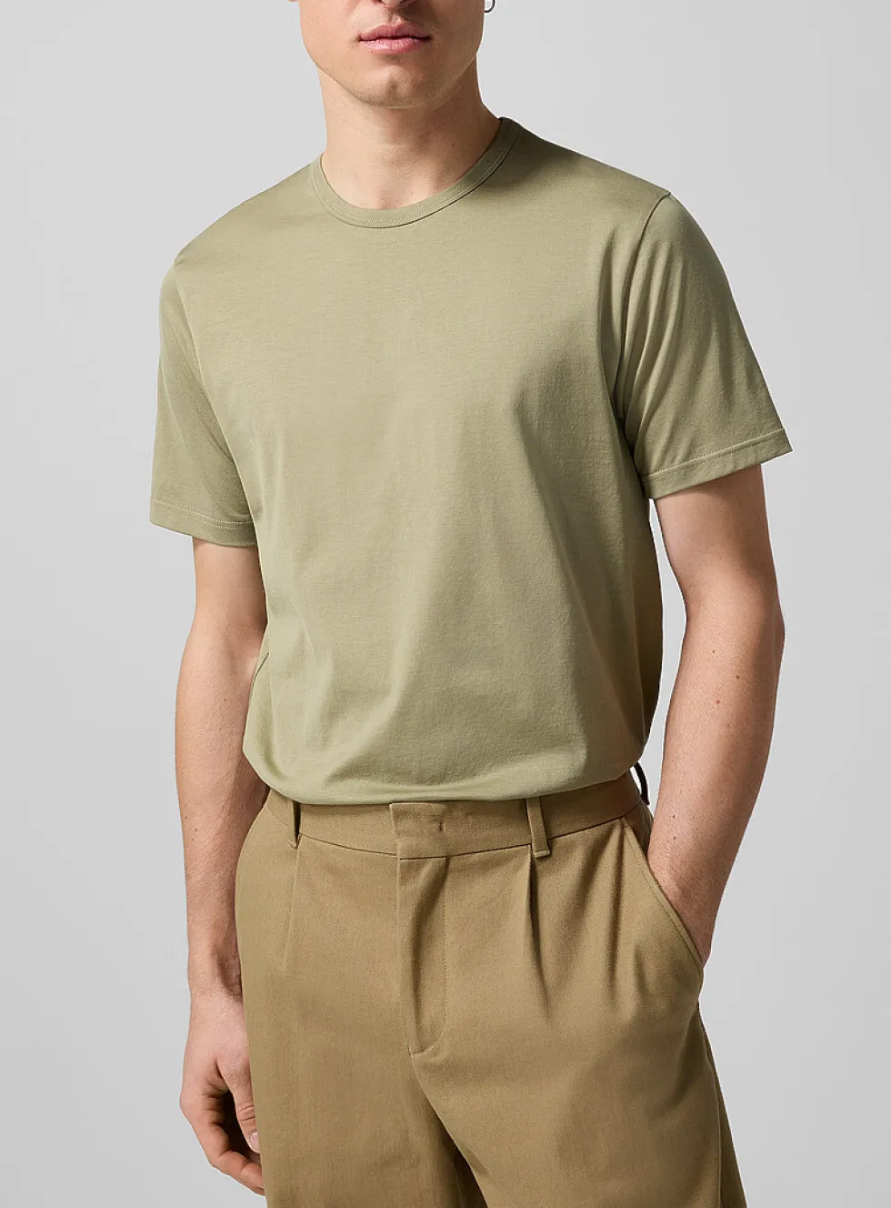 Classic plain T-shirt