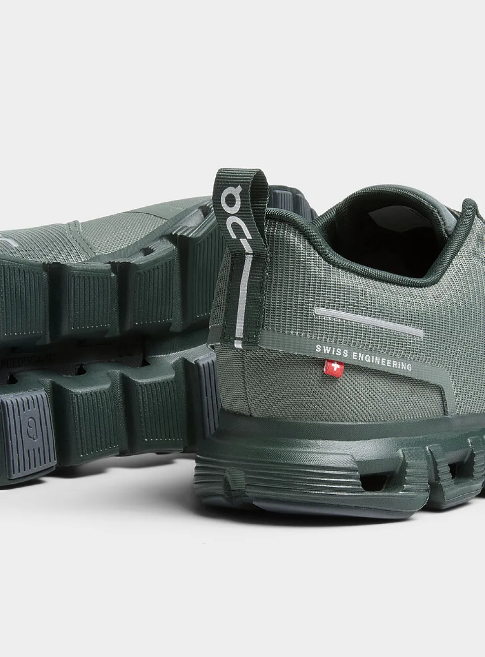 Cloud 6 waterproof sneakers