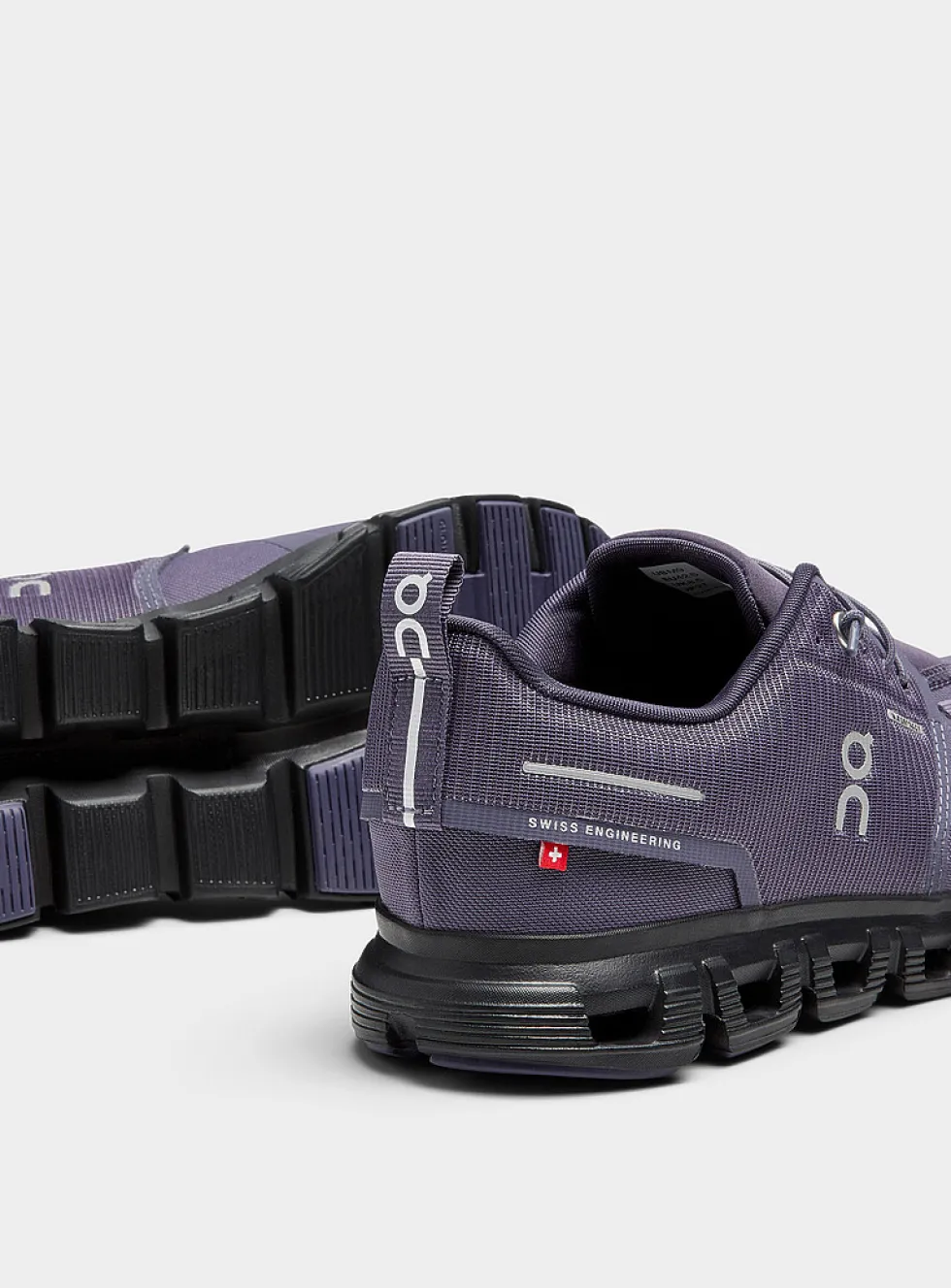 Cloud 6 waterproof sneakers