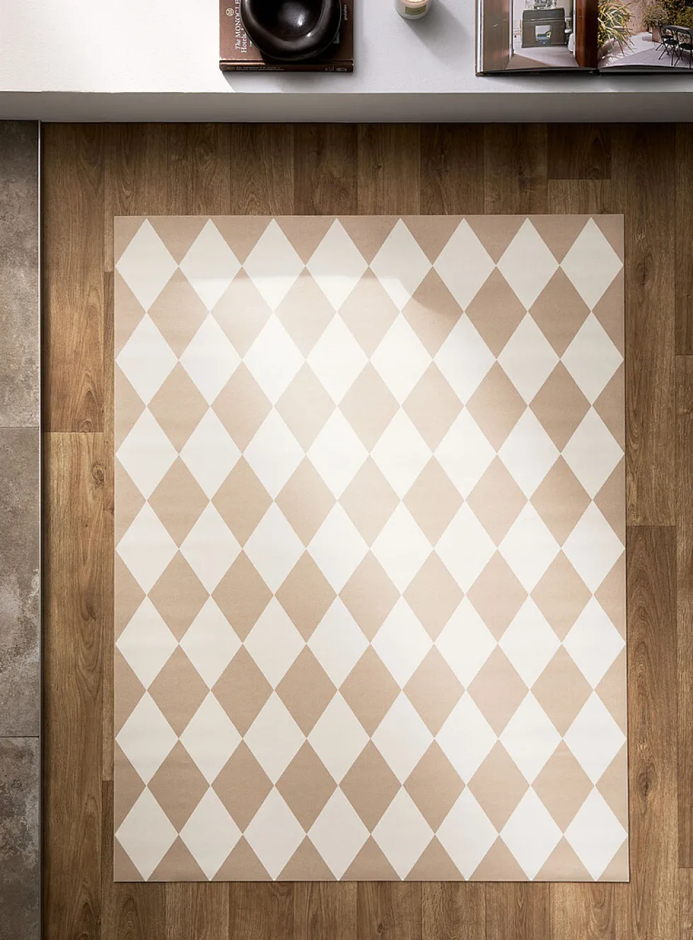 Coffee and cream diamond vinyl mat