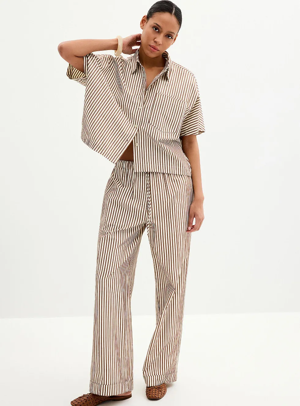 Coffee-coloured stripes loose seersucker shirt