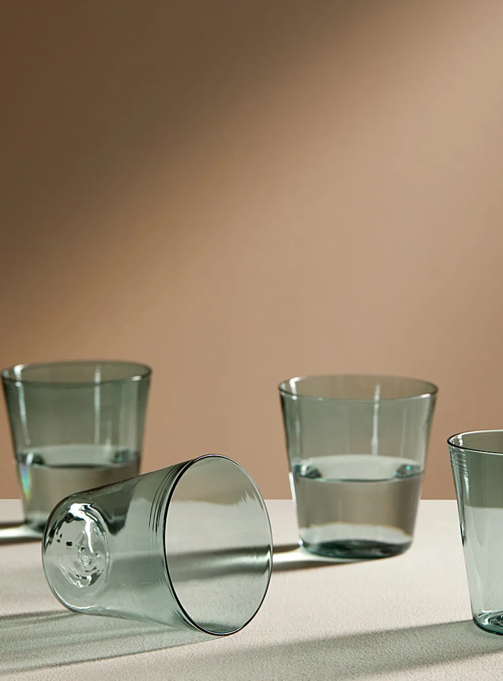 Colourful flared glass set