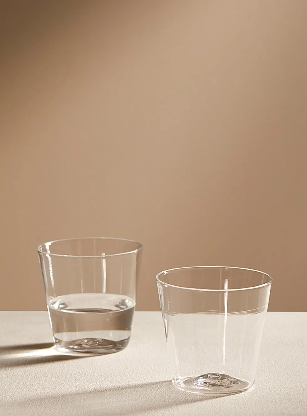 Colourful flared glass set