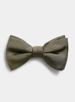 Colourful micro-check bow tie