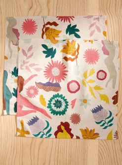 Colourful napkin set