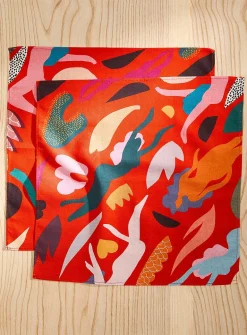 Colourful napkin set