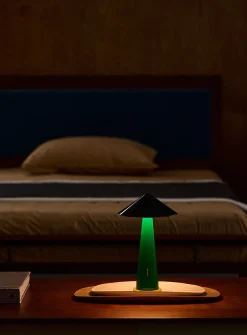 Colourful portable LED lamp