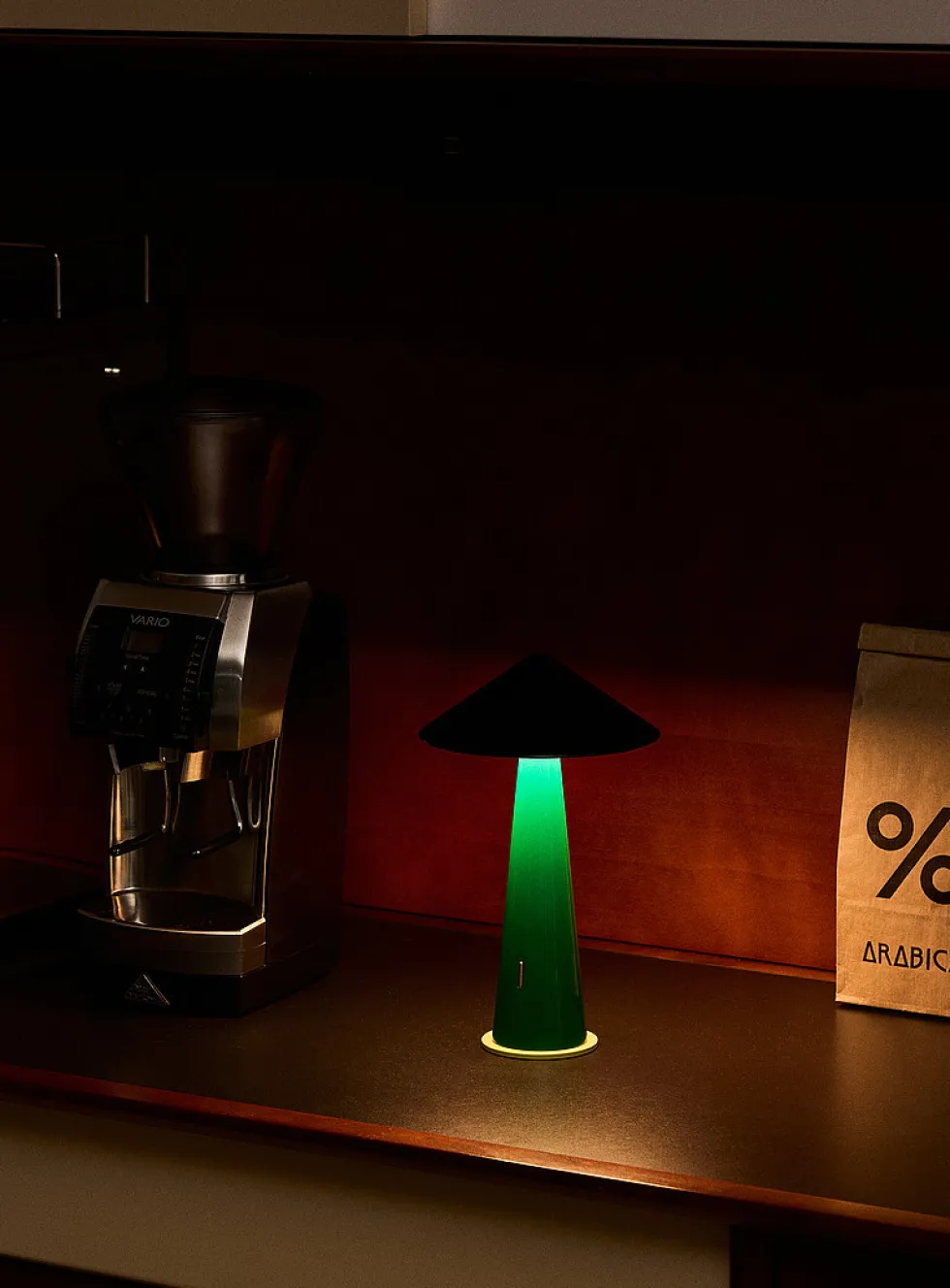 Colourful portable LED lamp