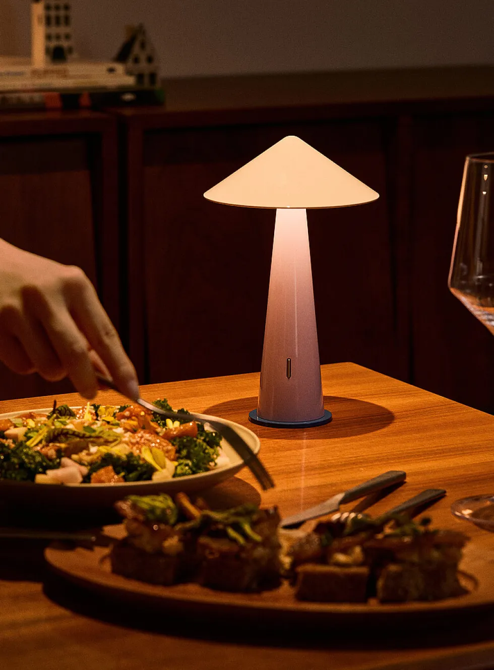 Colourful portable LED lamp