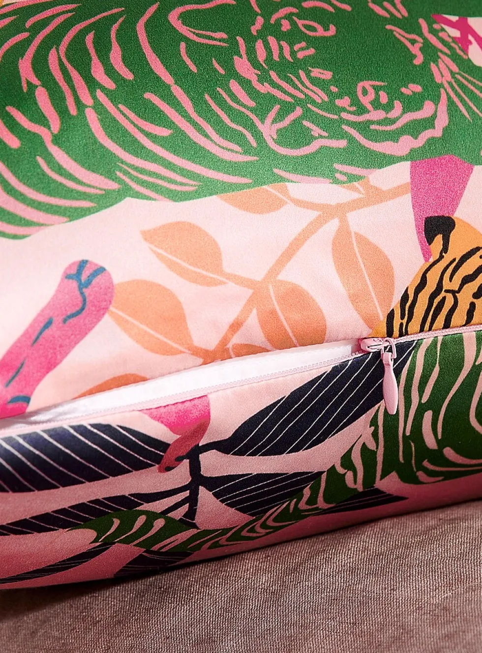 Colourful pure silk pillow case