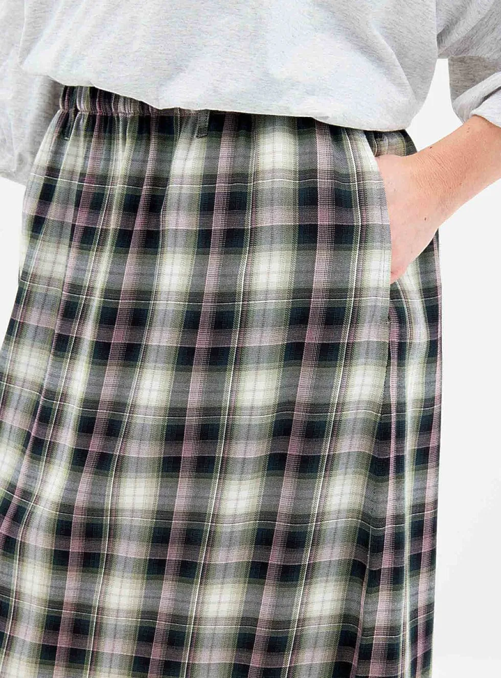 Colourful tartan midi skirt