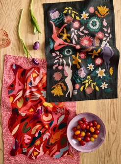 Colourful tea towel set