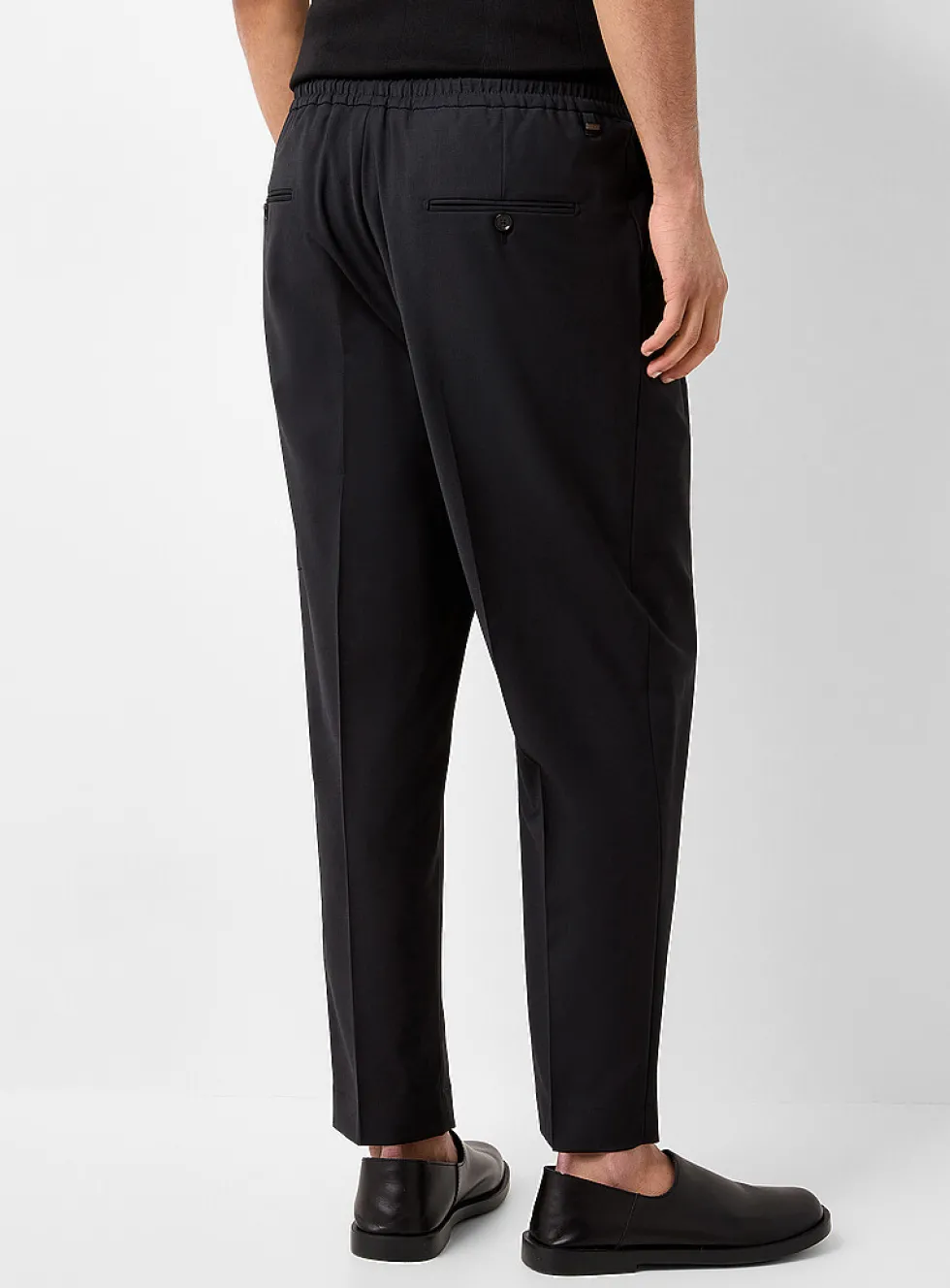 Comfort-waist pleated pant