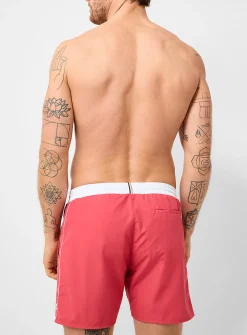 Contrast trim logo swim trunk