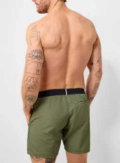 Contrast trim logo swim trunk