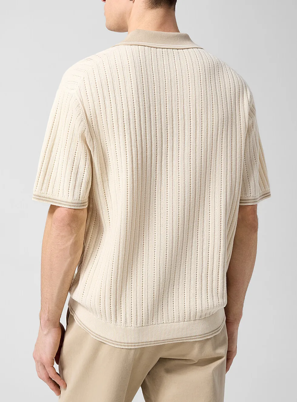 Contrasting collar pointelle pattern polo shirt