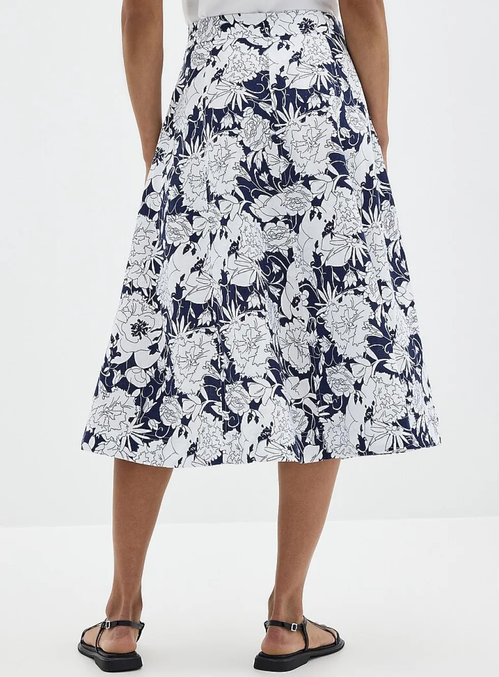 Contrasting garden buttoned midi skirt