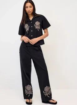 Contrasting roses wide-leg pant
